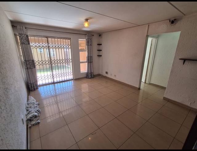 2 BEDROOM HOUSE FOR SALE IN MONDEOR